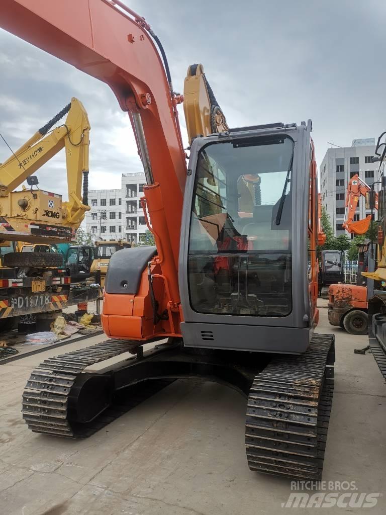 Hitachi ZX 75 대형 굴삭기 29톤 이상