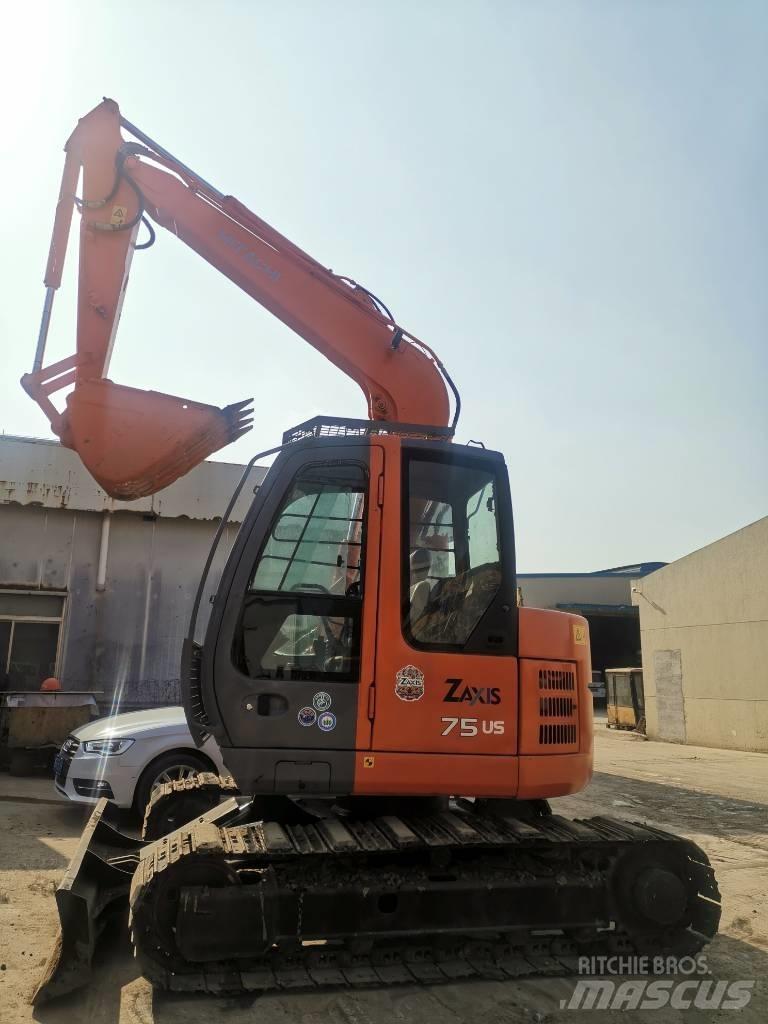 Hitachi ZX 75 대형 굴삭기 29톤 이상