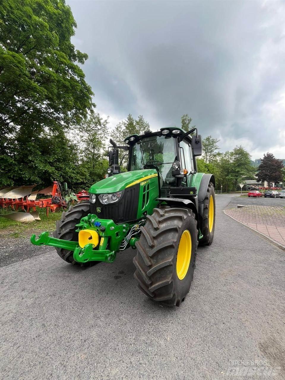 John Deere 6120M 트랙터