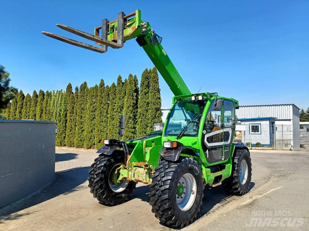 Merlo TF 42.7 텔러 핸들러