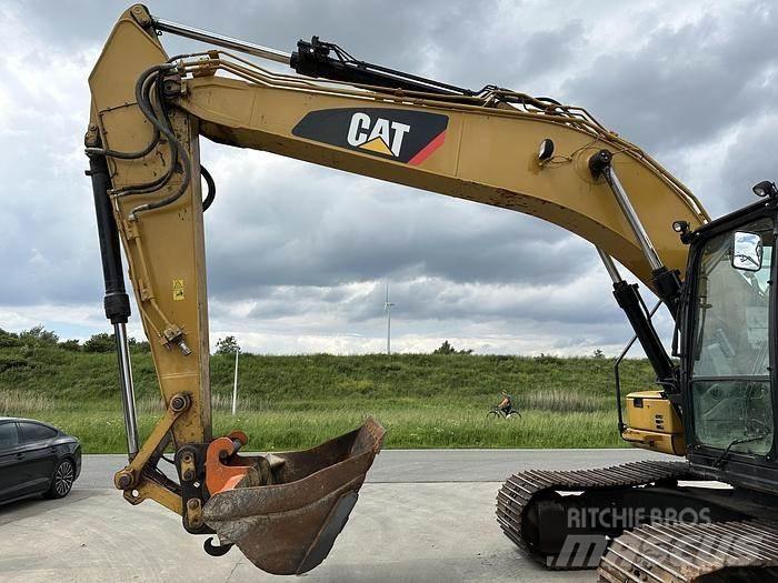 CAT 320FL 대형 굴삭기 29톤 이상