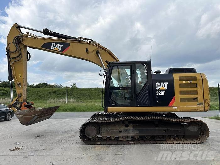 CAT 320FL 대형 굴삭기 29톤 이상