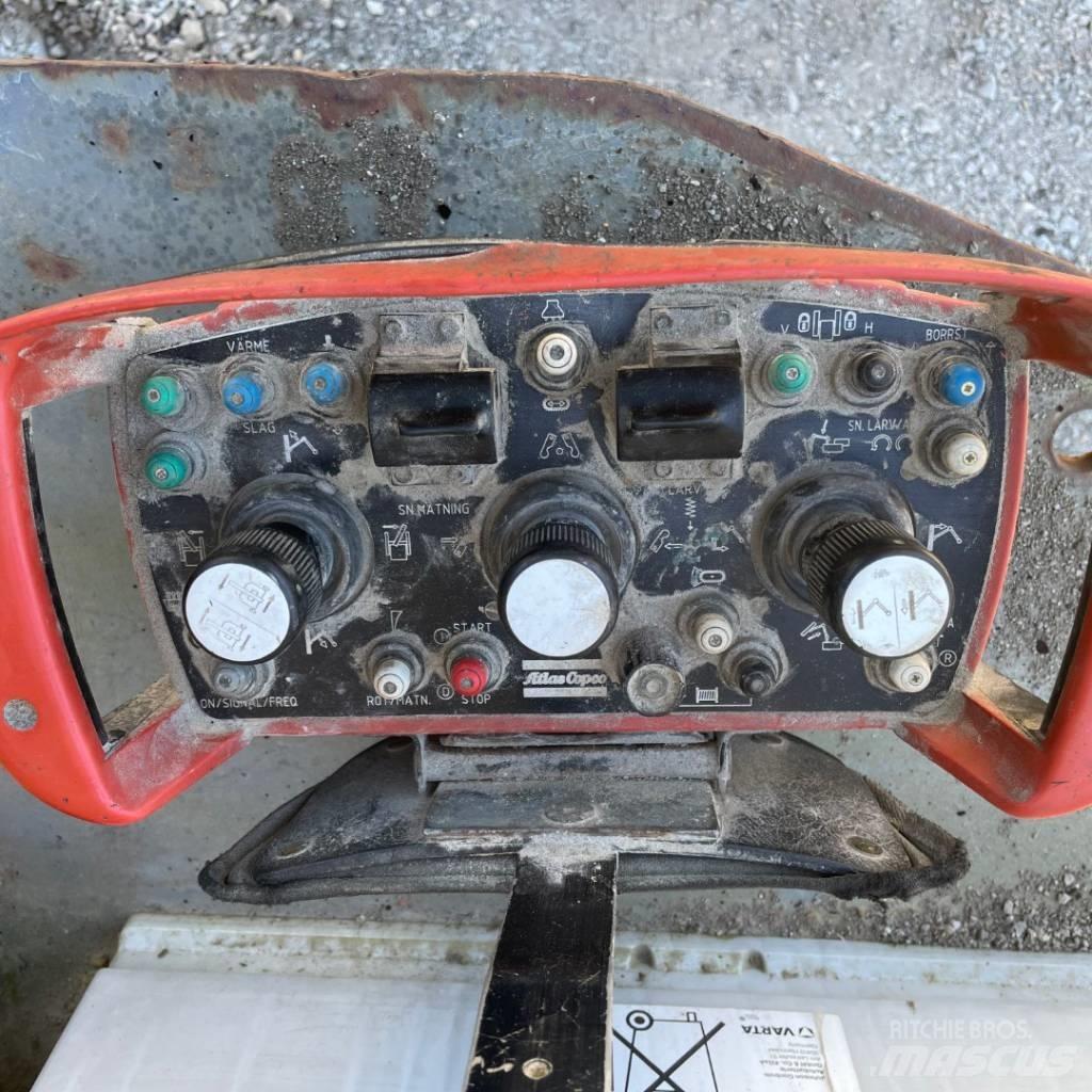 Atlas Copco ROC D3 도로 굴착기