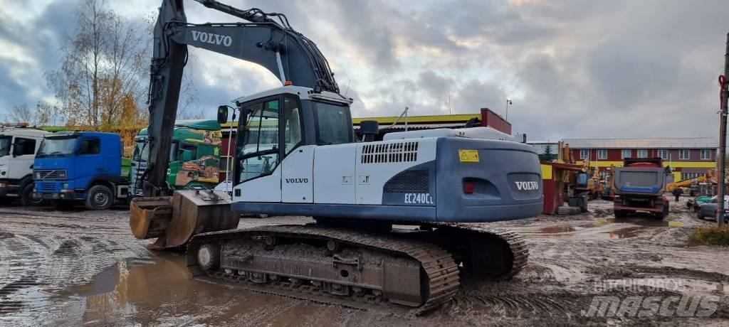 Volvo EC 240 C L 대형 굴삭기 29톤 이상