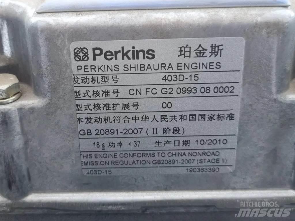 Perkins 403D-15 엔진