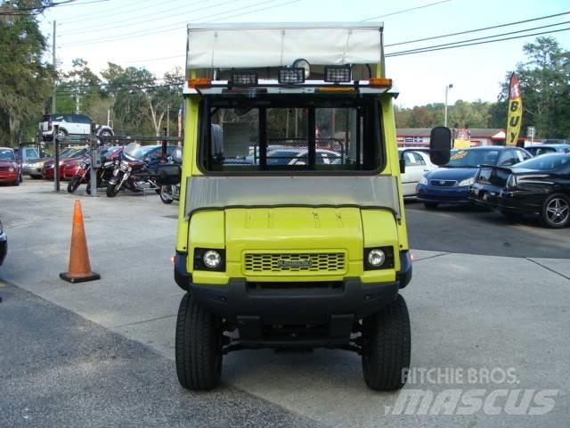 Kawasaki MULE 6X4 다목적 장비