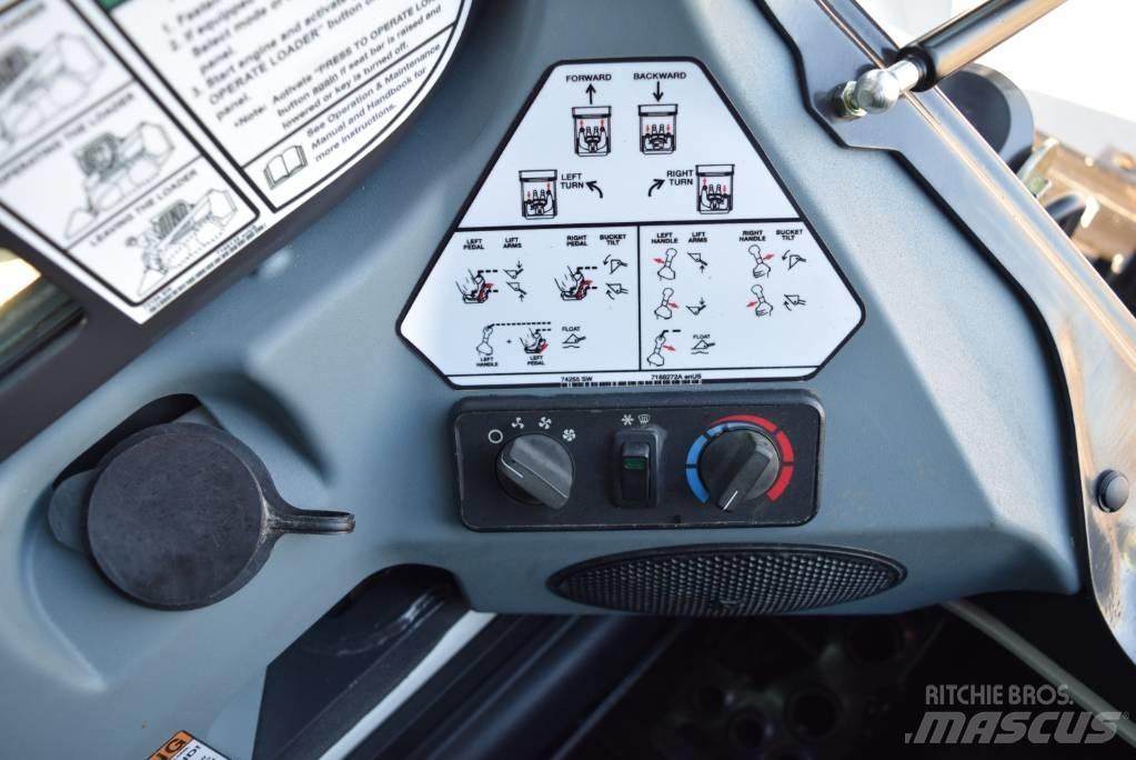 Bobcat S 750  스키드로더
