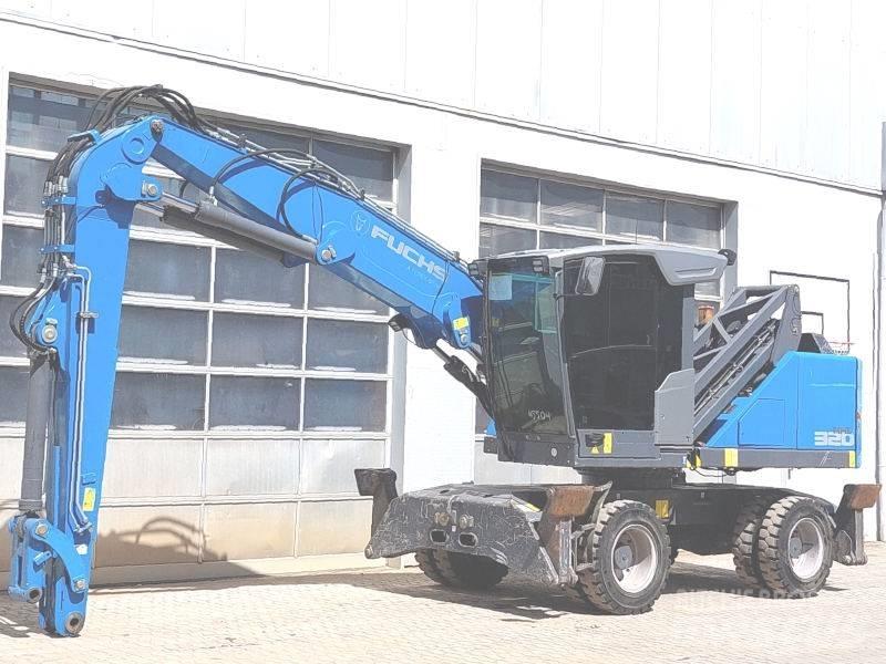 Fuchs MHL 320 F 폐기물/산업 처리기