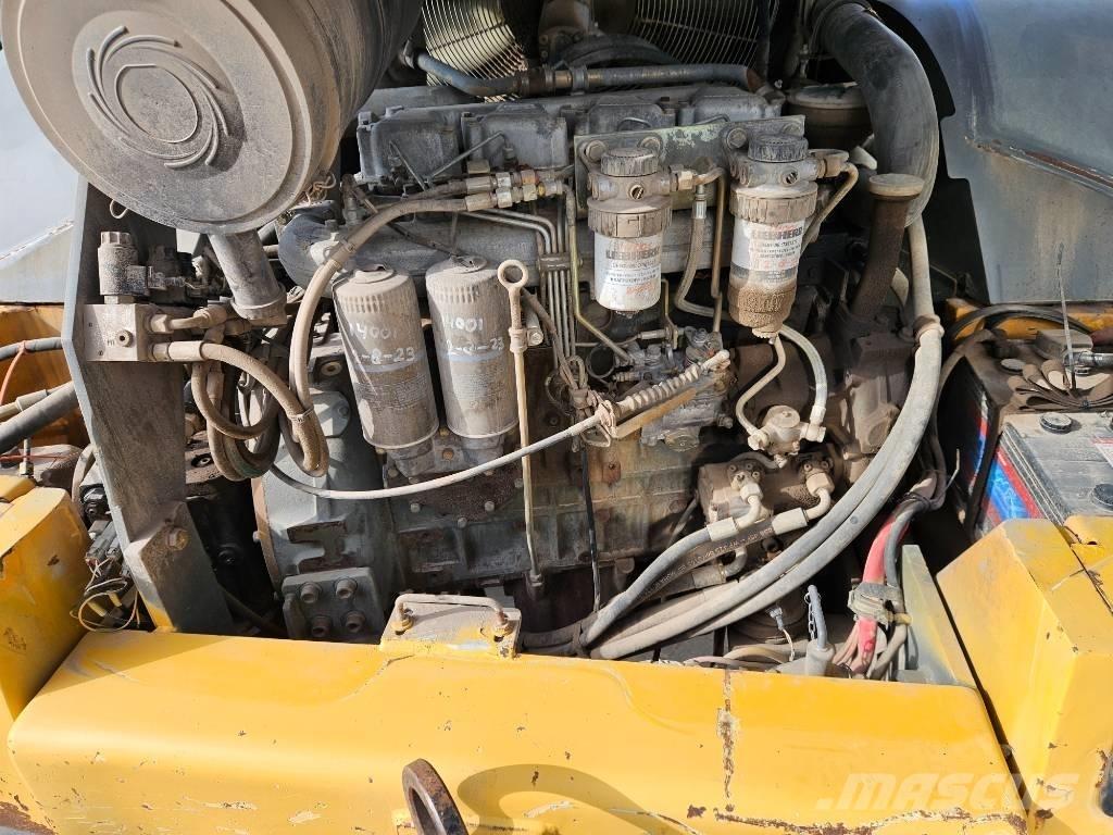 Liebherr L538  휠로우더