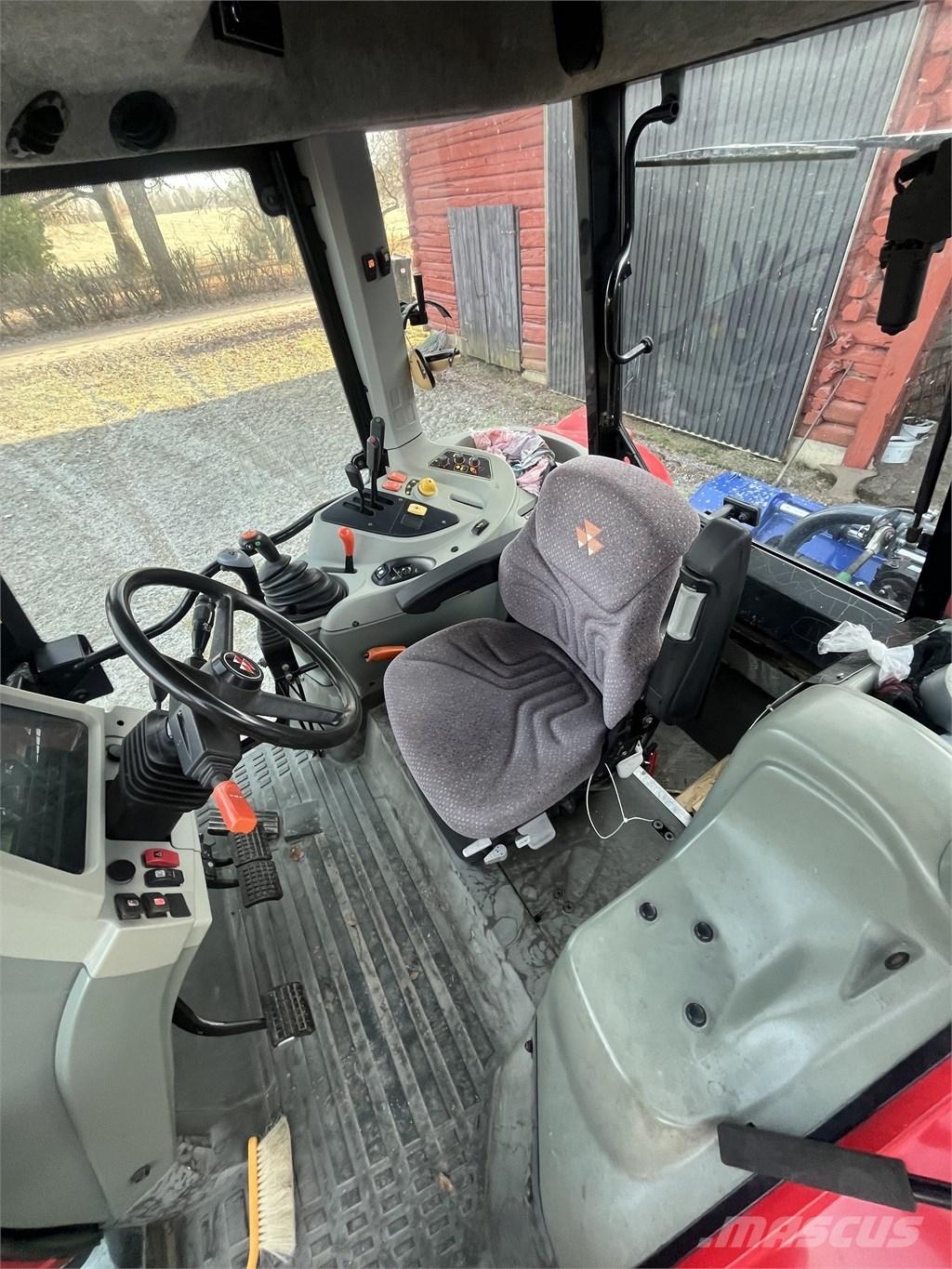 Massey Ferguson 5435 트랙터