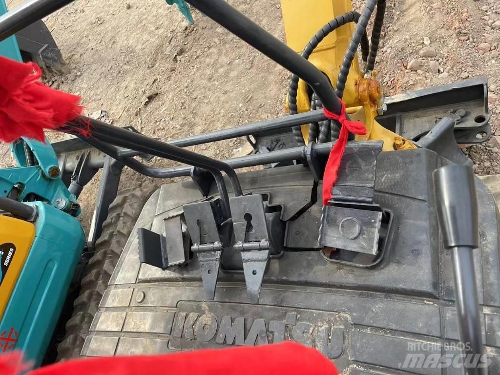Komatsu PC18 대형 굴삭기 29톤 이상