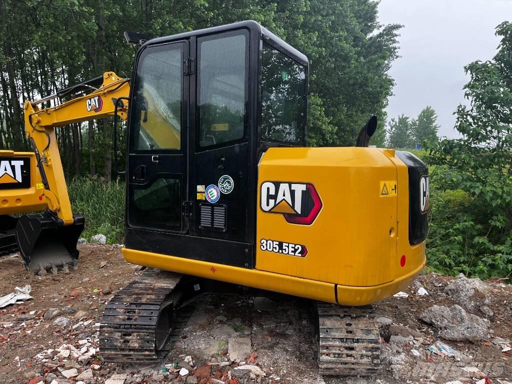 CAT 305.5 E2 대형 굴삭기 29톤 이상