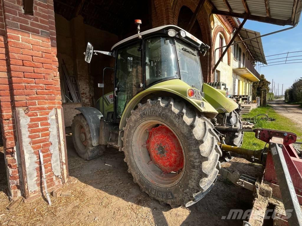 CLAAS Arion 420 트랙터