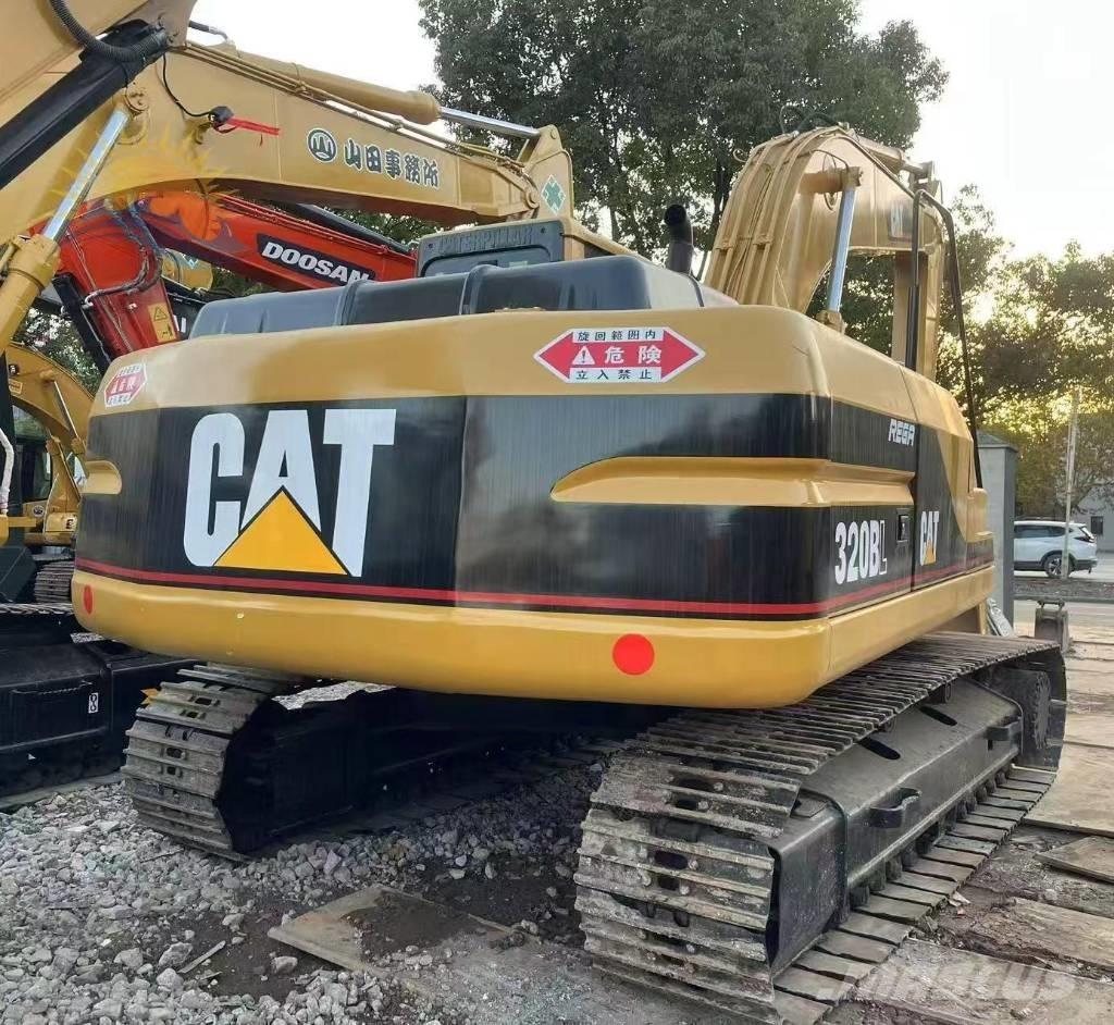 CAT 320 B L 대형 굴삭기 29톤 이상