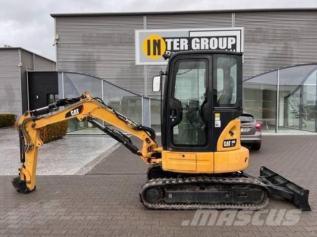 CAT 303 E CR 소형 굴삭기 7톤 미만