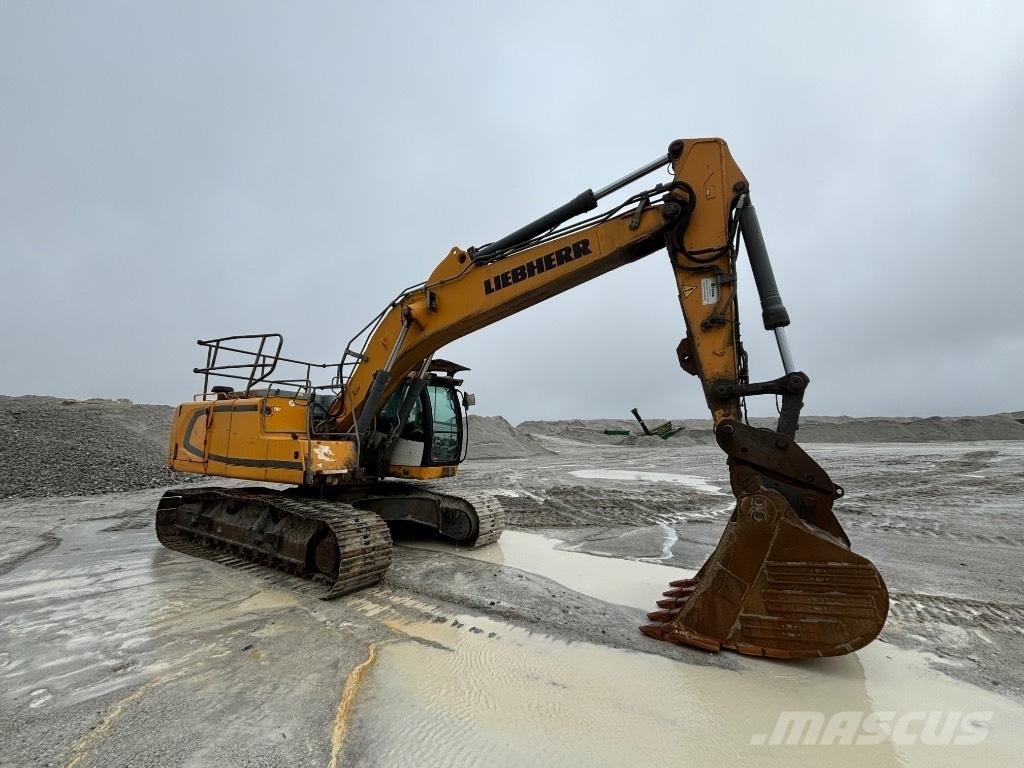 Liebherr 936 대형 굴삭기 29톤 이상