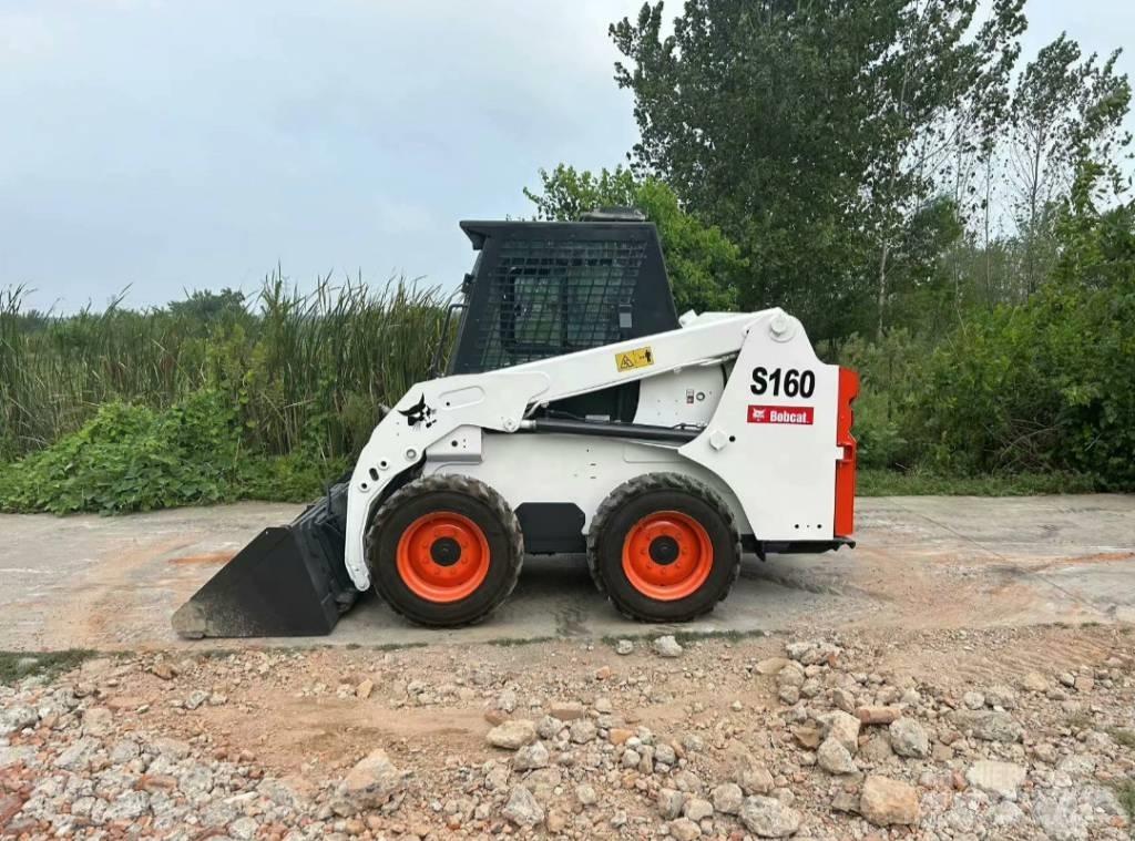 Bobcat S 160  스키드로더