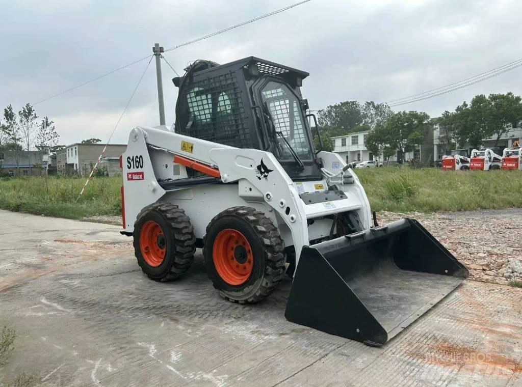 Bobcat S 160  스키드로더