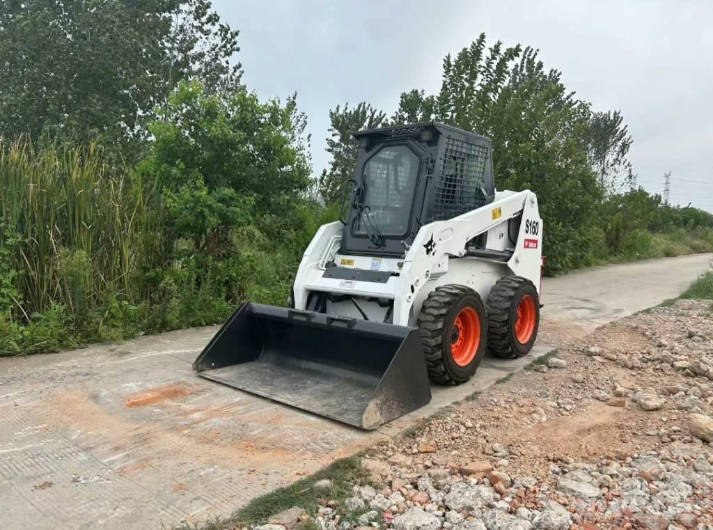 Bobcat S 160  스키드로더