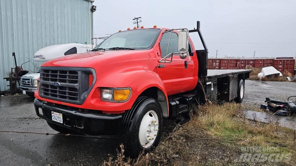 Ford F650 플랫베드/드롭사이드 트럭