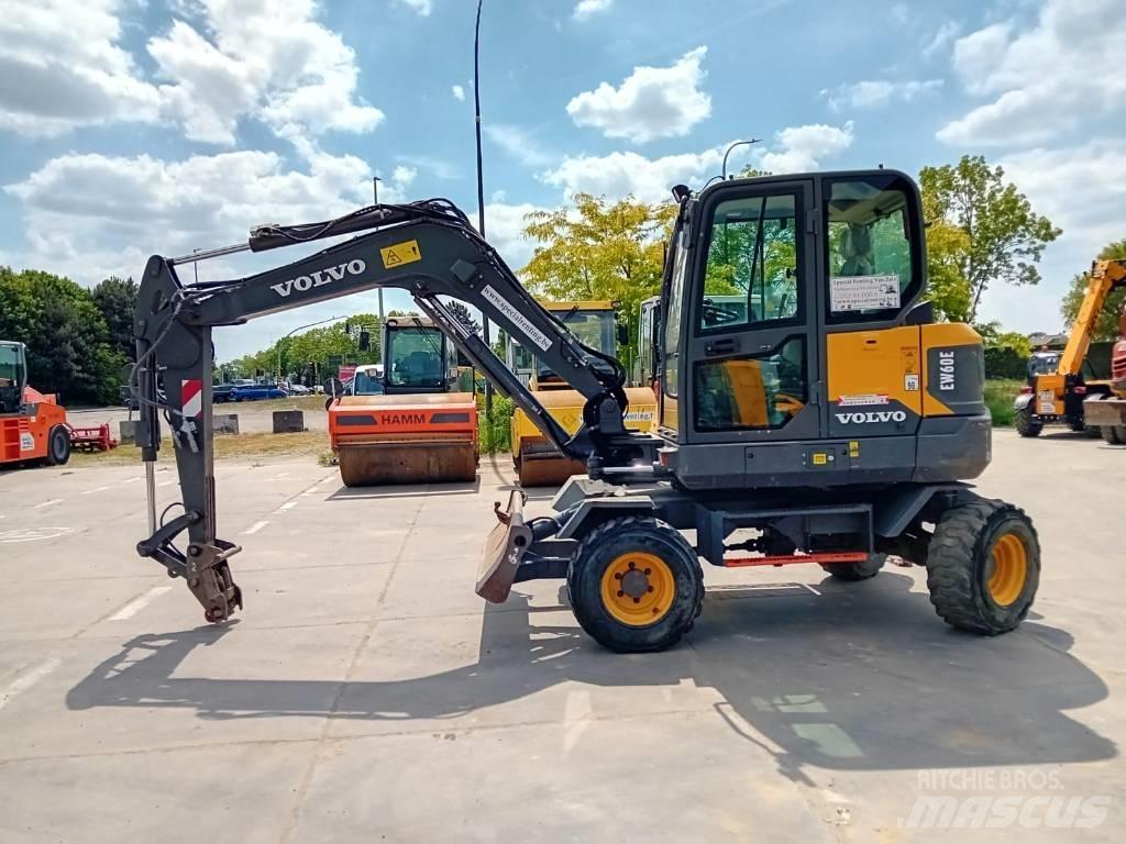 Volvo EW 60 E  휠 굴삭기