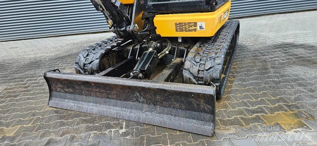 JCB 48Z-1 소형 굴삭기 7톤 미만