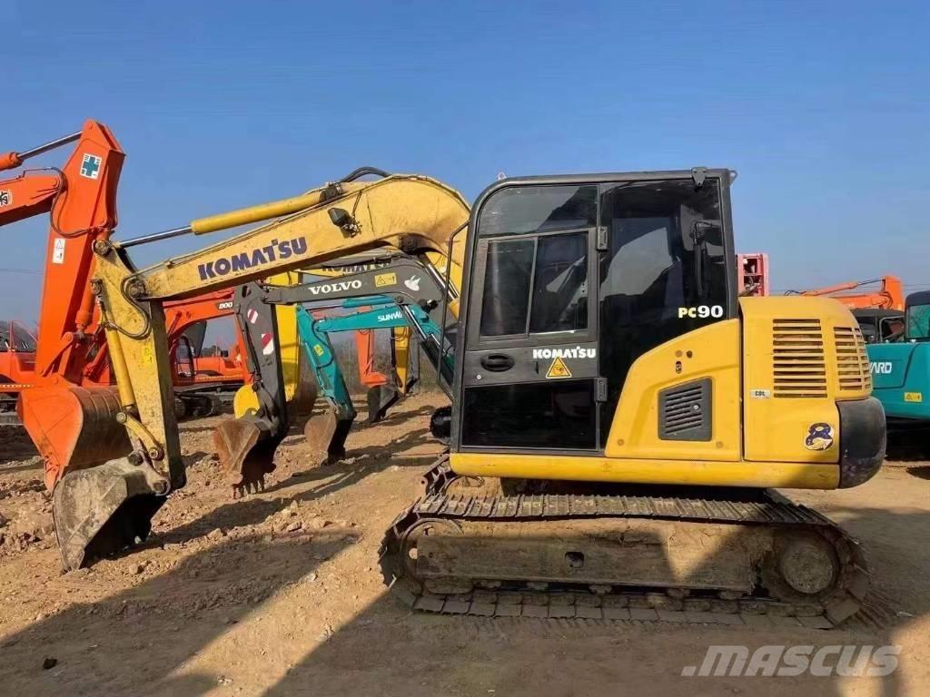 Komatsu PC 70-8 대형 굴삭기 29톤 이상