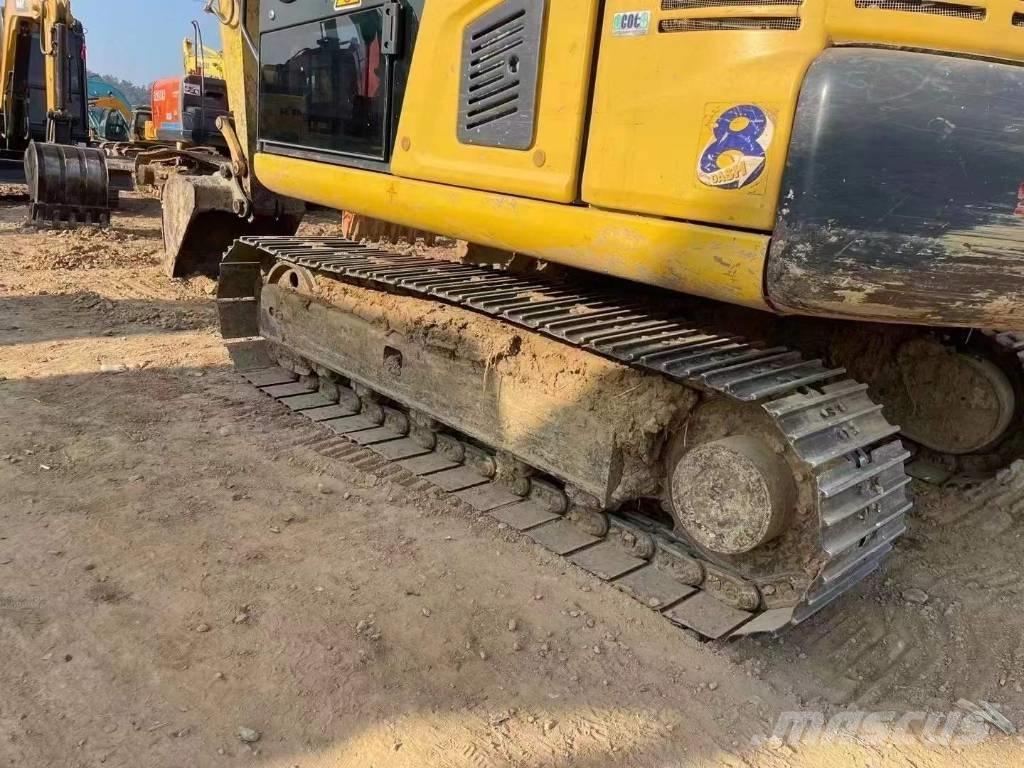 Komatsu PC 70-8 대형 굴삭기 29톤 이상