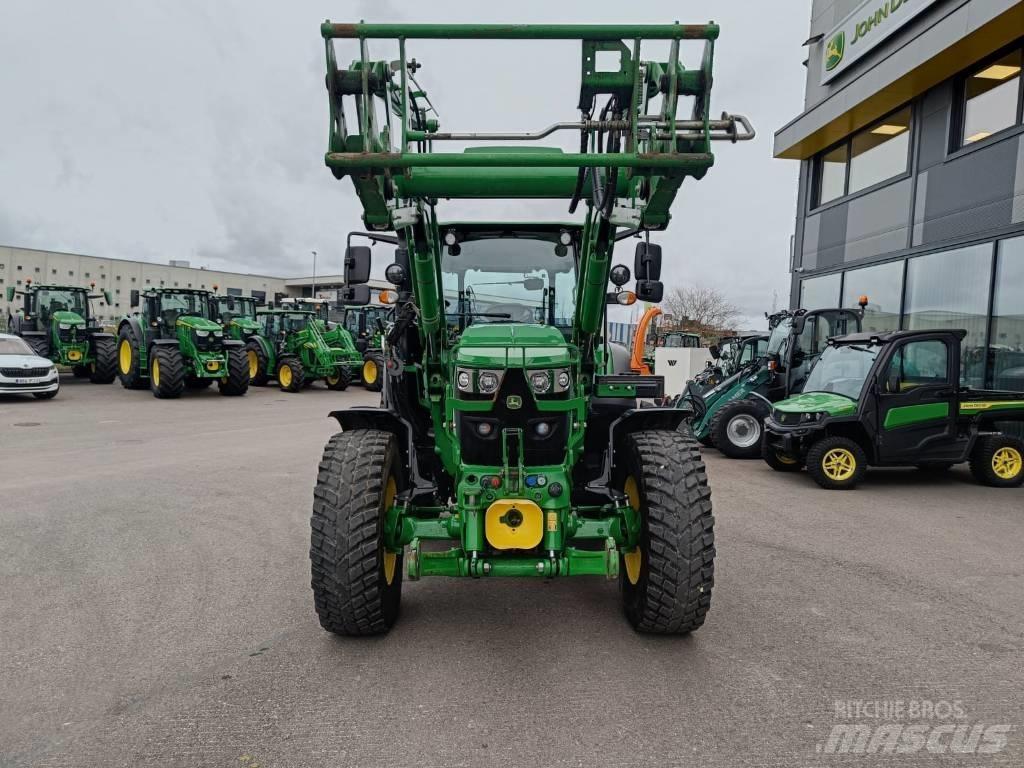 John Deere 6115 RC 트랙터