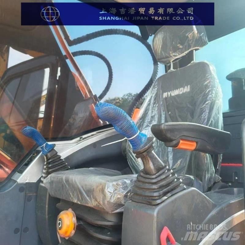 Hyundai R220 중형굴삭기 7톤-28톤