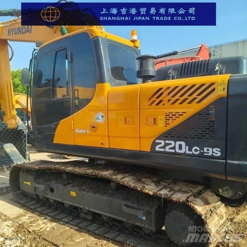 Hyundai R220 중형굴삭기 7톤-28톤