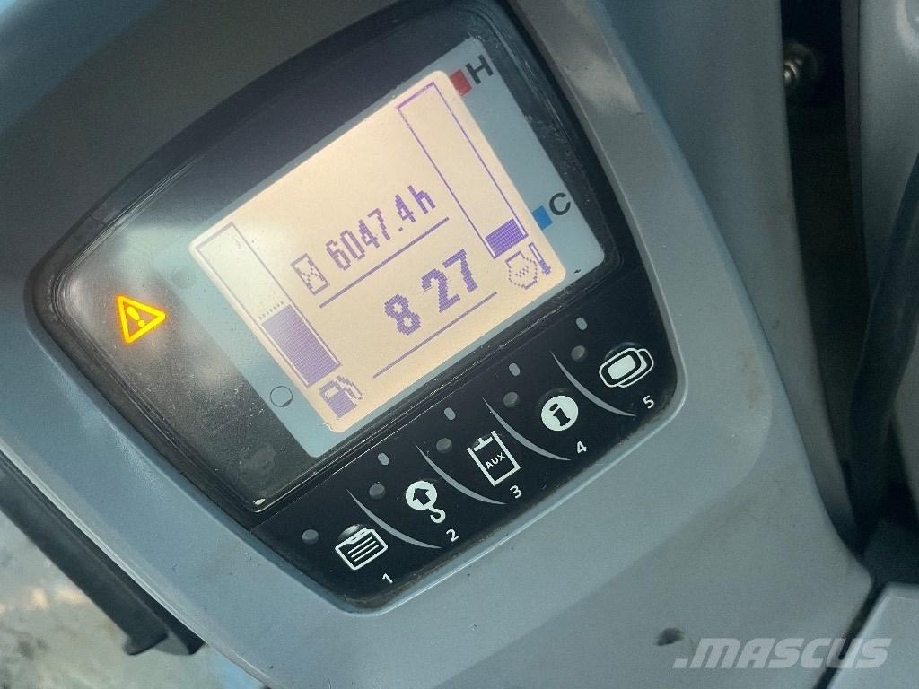 Kubota KX 080-4 중형굴삭기 7톤-28톤