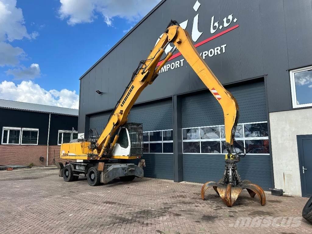 Liebherr A924C 폐기물/산업 처리기