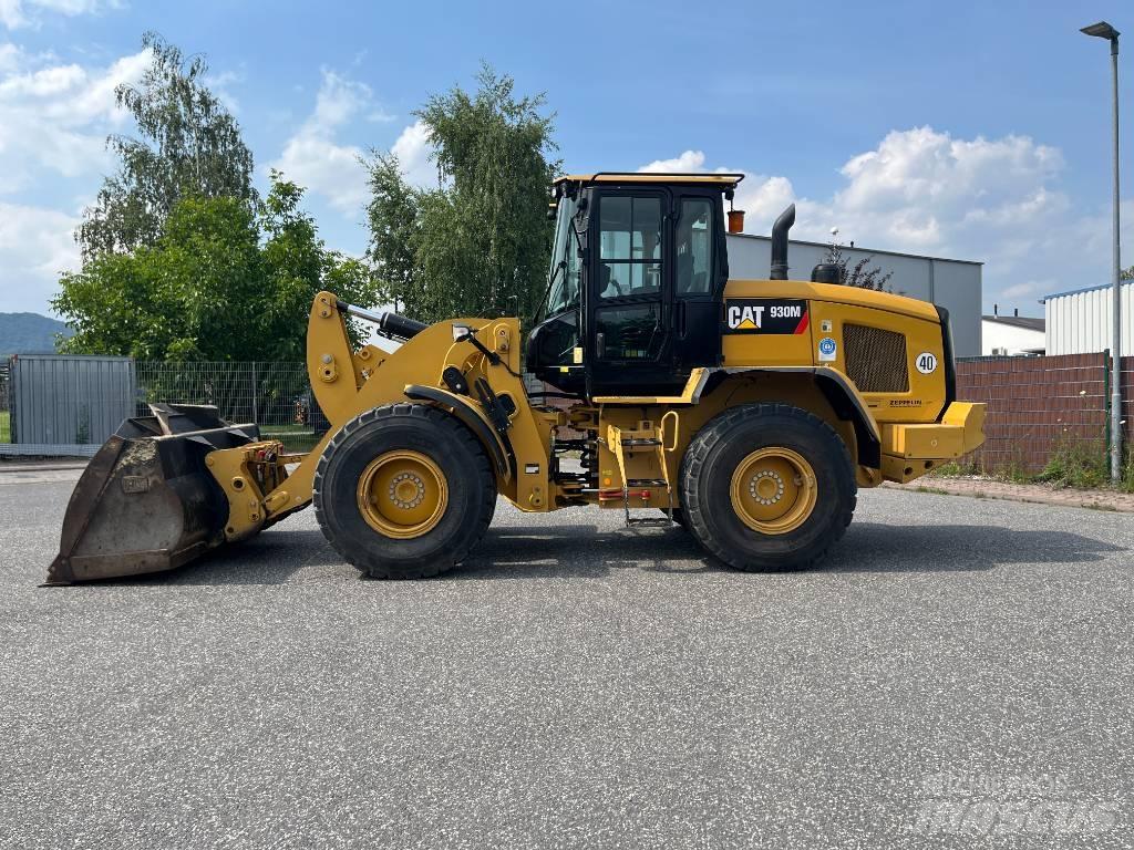 CAT 930M  휠로우더