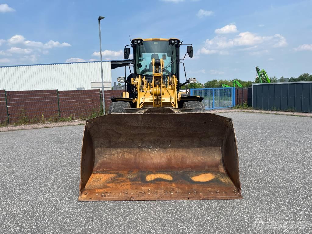CAT 930M  휠로우더