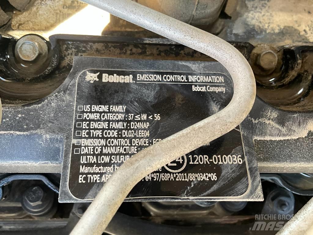 Bobcat E 57 W  휠 굴삭기