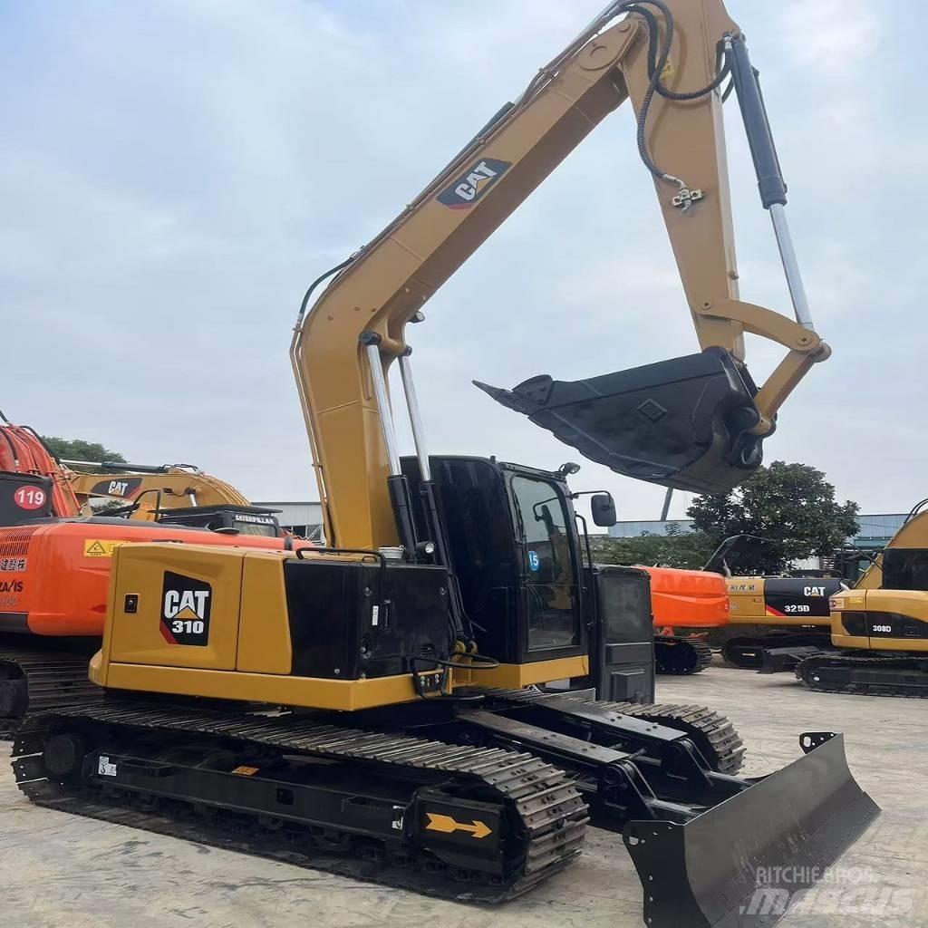 CAT 310 대형 굴삭기 29톤 이상