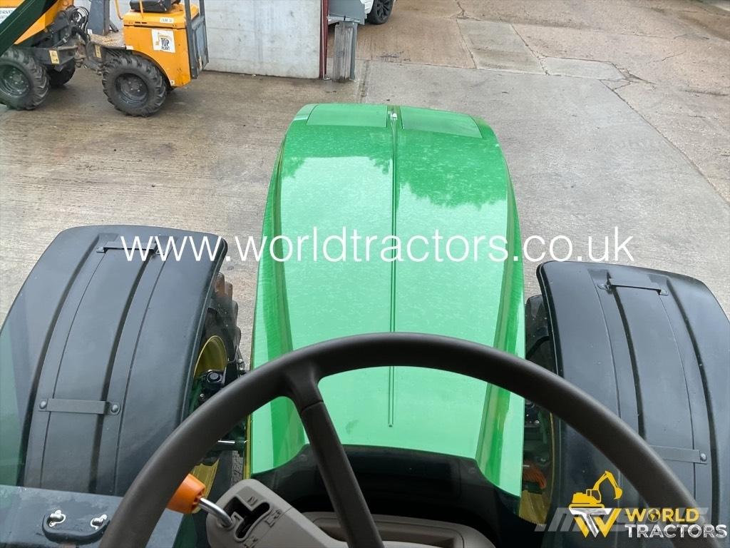 John Deere 7310 R 트랙터