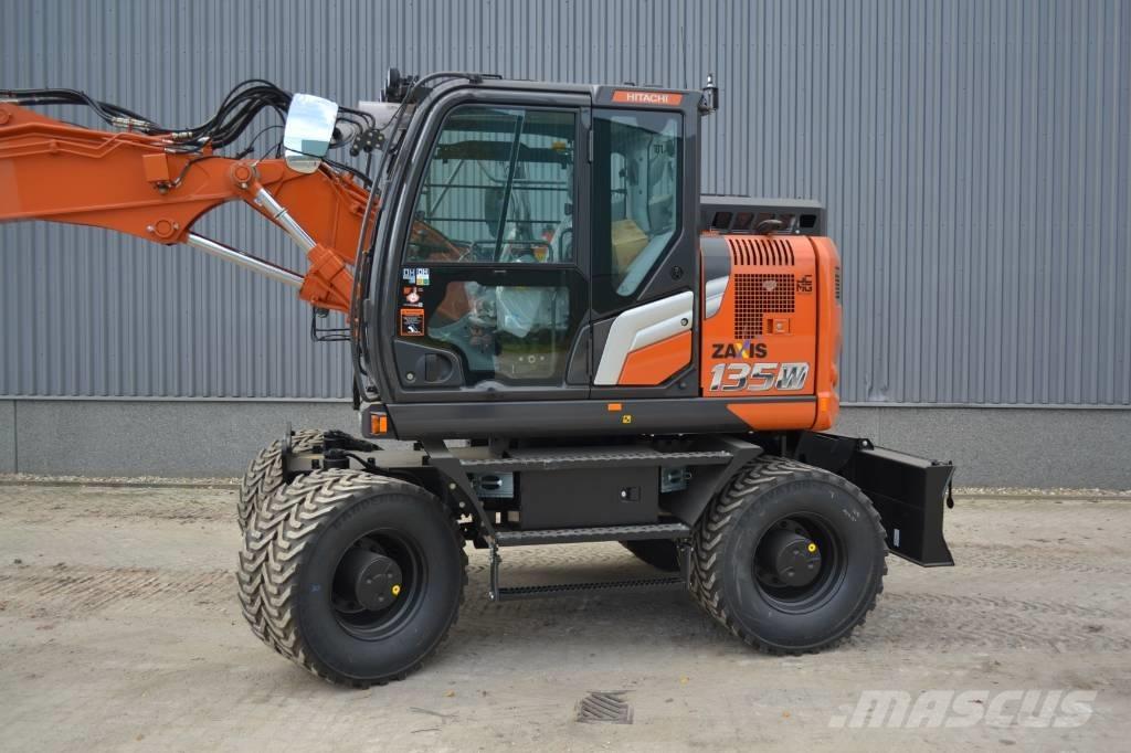 Hitachi ZX135W-7  휠 굴삭기