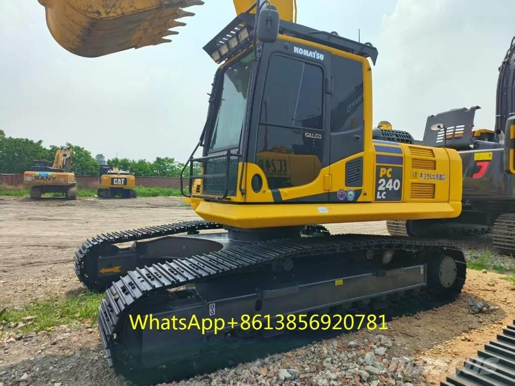 Komatsu PC 240-8 중형굴삭기 7톤-28톤