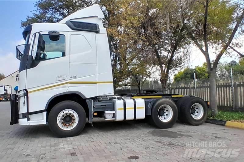 Volvo FH 440 기타 트럭