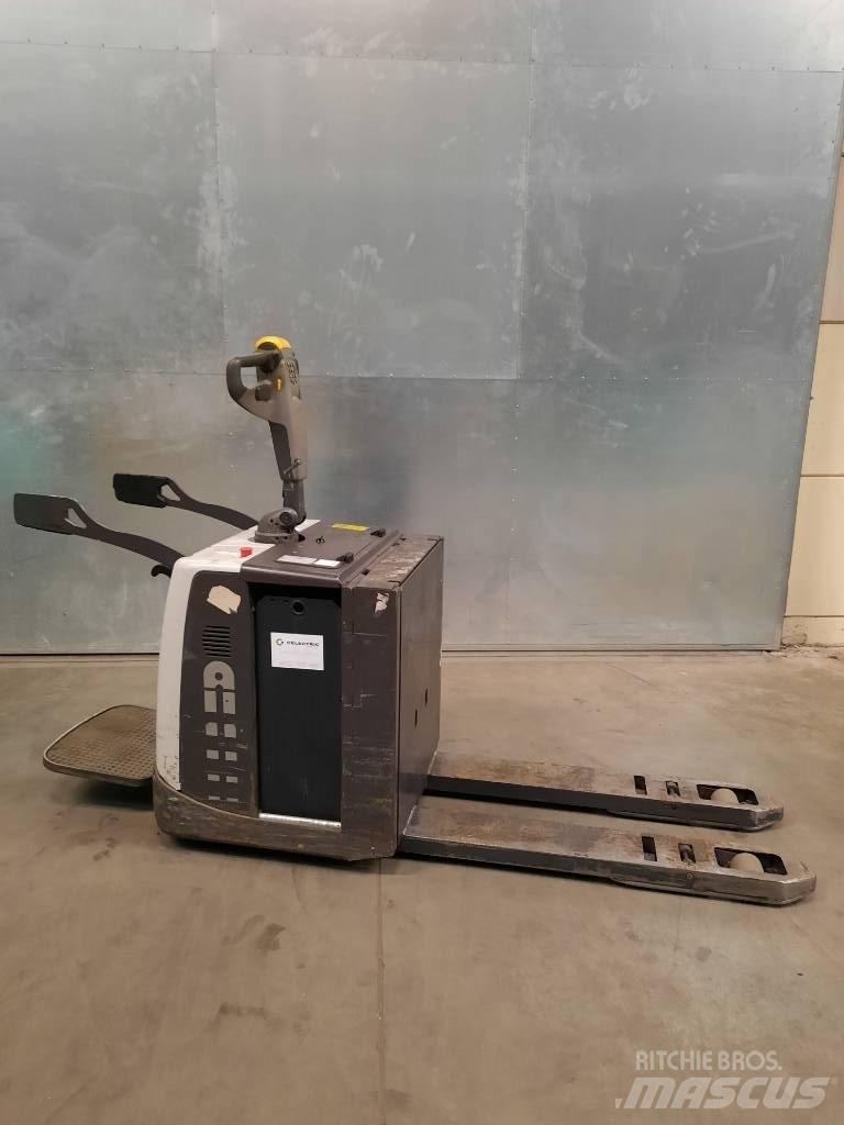 UniCarriers PMR200P 로우 리프터(승강대 포함)