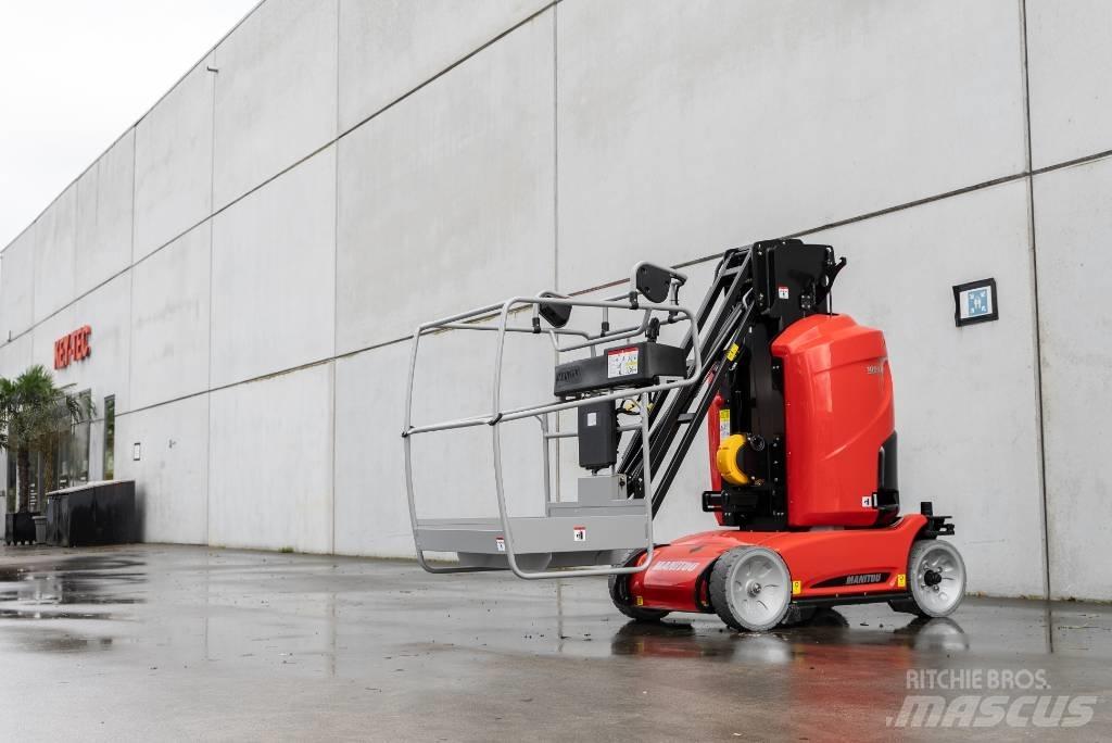Manitou 100 VJR 인원/화물 앨리베이터