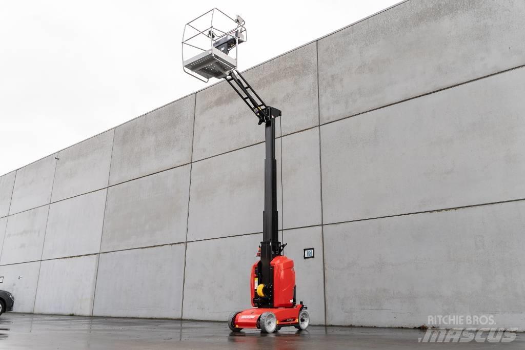 Manitou 100 VJR 인원/화물 앨리베이터