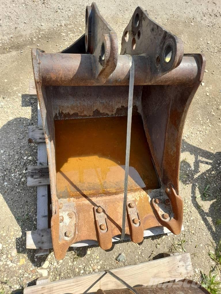 Komatsu WB 97 S-5 백호로더