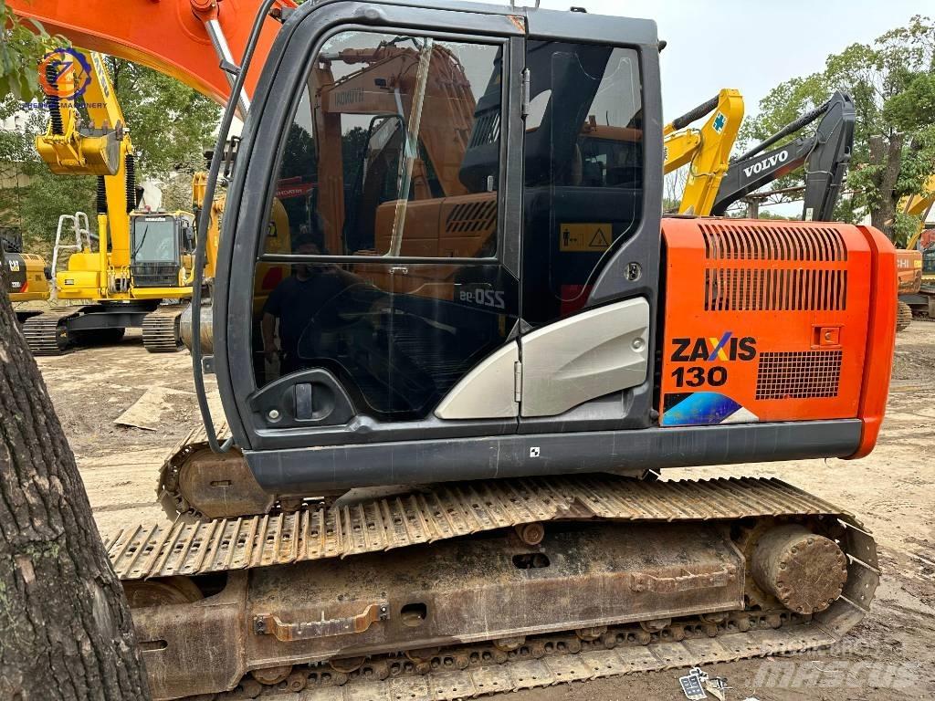 Hitachi ZX 130-5A 대형 굴삭기 29톤 이상