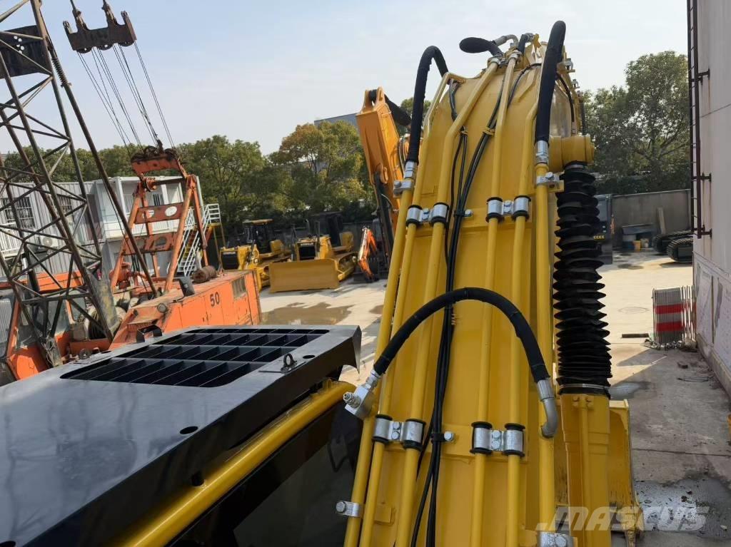 Komatsu PC200-8N1 중형굴삭기 7톤-28톤