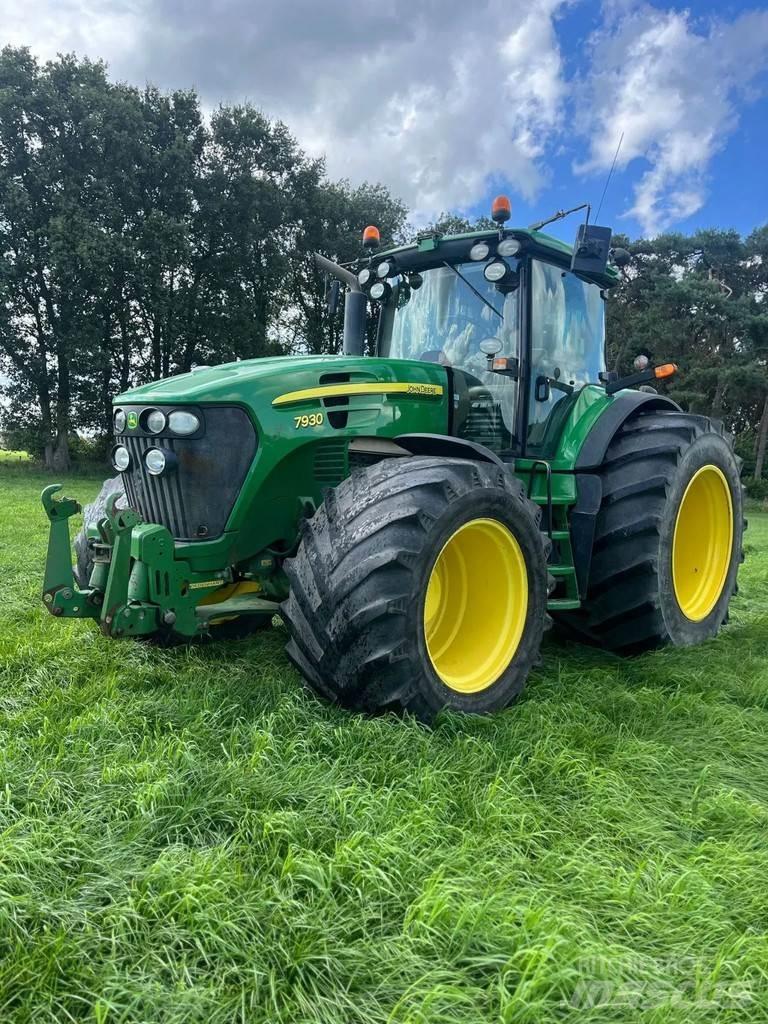 John Deere 7930 트랙터