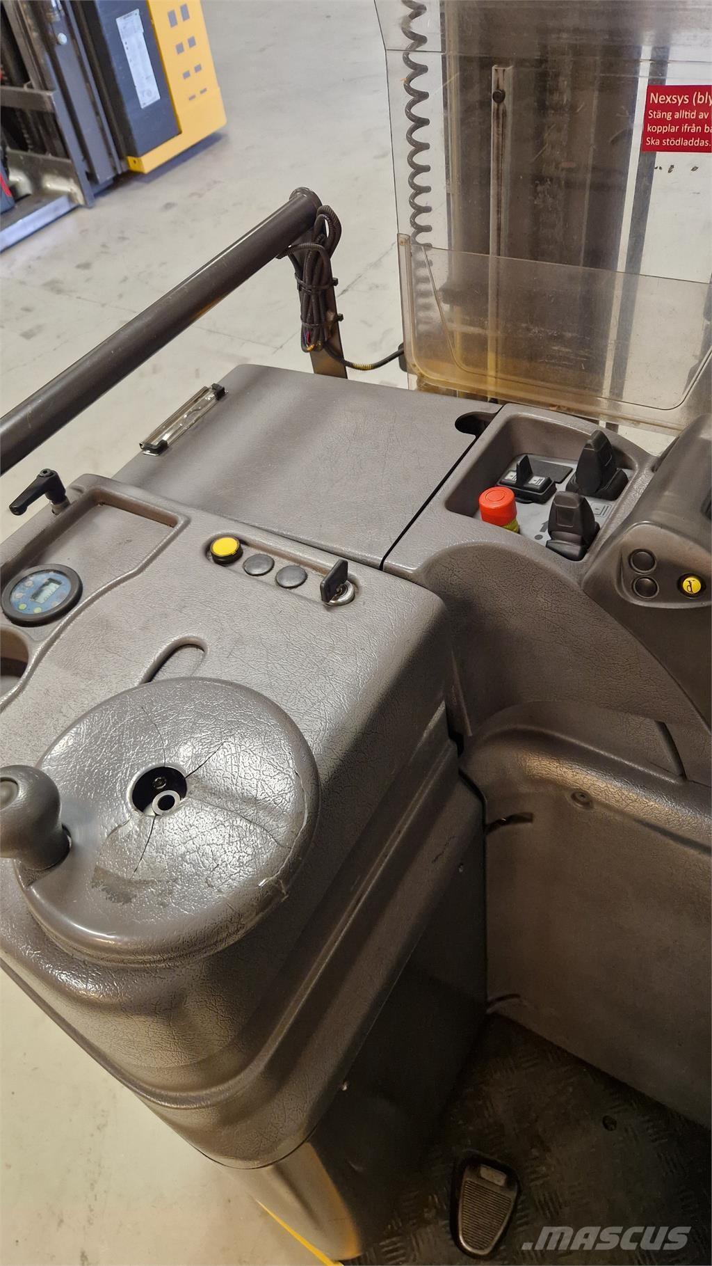 Atlet A160SDTFVHSN 보행식 리치 지게차