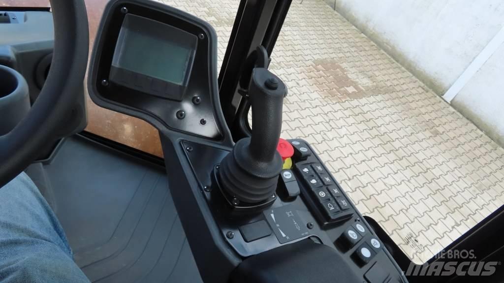 CAT CS 74 B 싱글 드럼 롤러